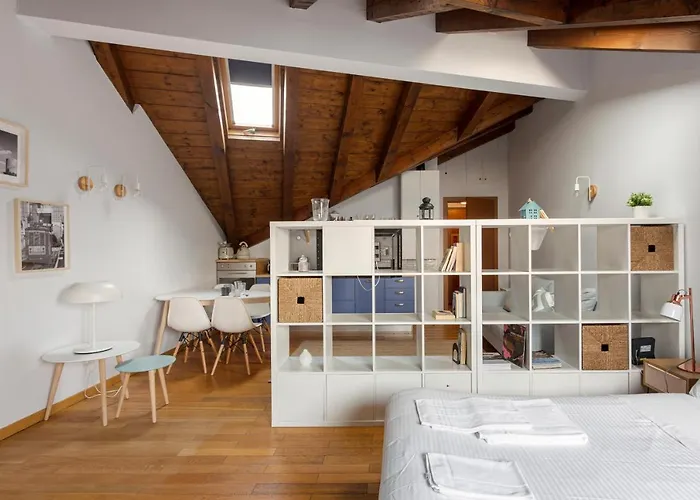 Hostmate - - Farini - Isola