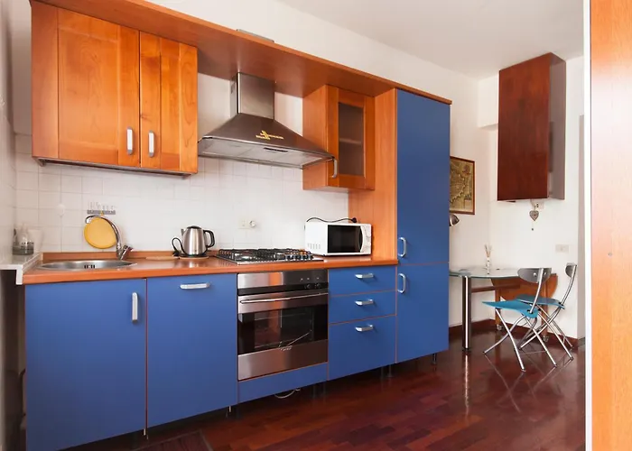 De Angeli Cozy Apartment- Youhosty