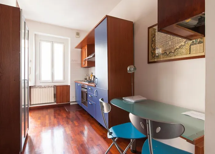De Angeli Cozy Apartment- Youhosty